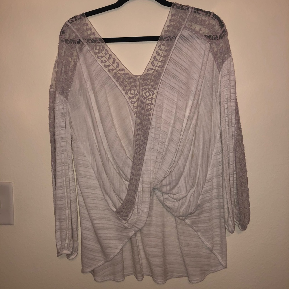 Free People White flowy blouse